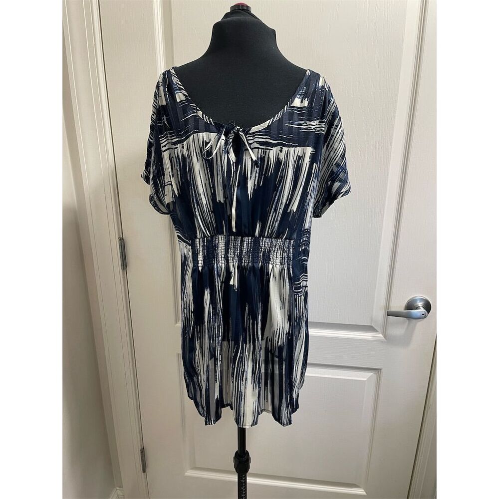 Lane Bryant Women's Blouse Size 14 Navy & Cream Dolman Sleeve